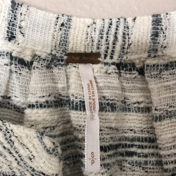 Free People ladies Summer Tweed Hideaway Henley Ivory Striped Top size small - Picture 7 of 13